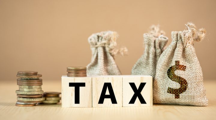 4 Tips on How Small Businesses Can Reduce Taxes